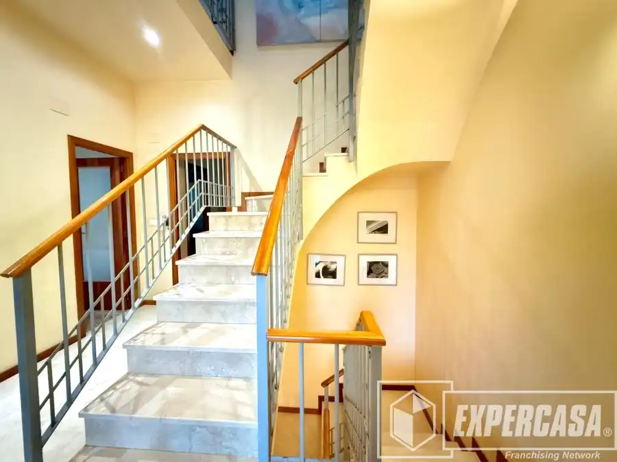 Houses for sale in Llíria  with Air Conditioner, Terrace and Storage room