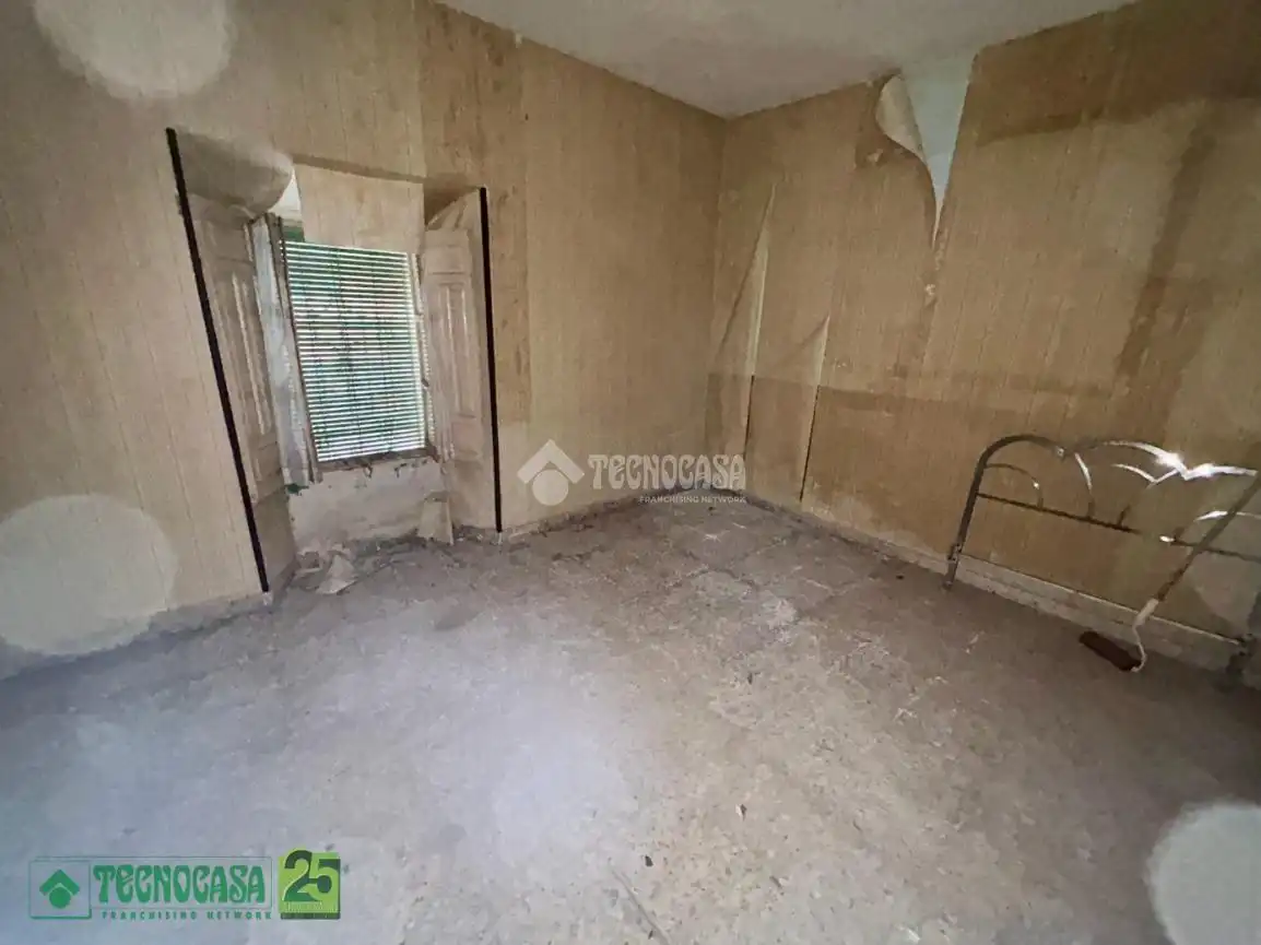 Casa adosada en venta en Dosbarrios