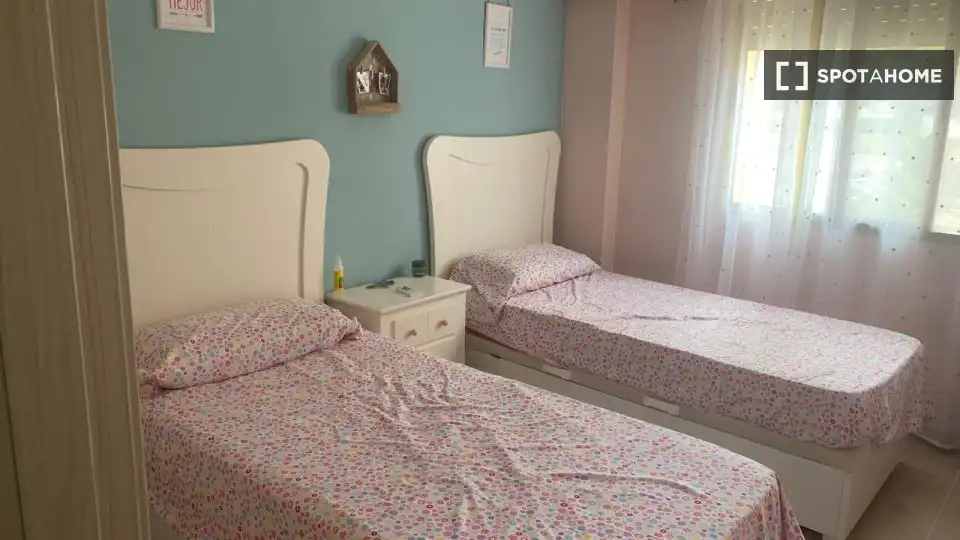 Bedroom of Flat for rent in Cullera  with Air Conditioner, Heating and Furnished