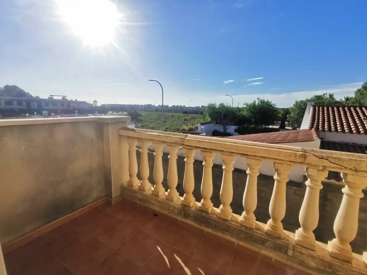 Terrassa de Casa adosada en venda en Mont-roig del Camp amb Jardí privat, Balcó i Piscina comunitària