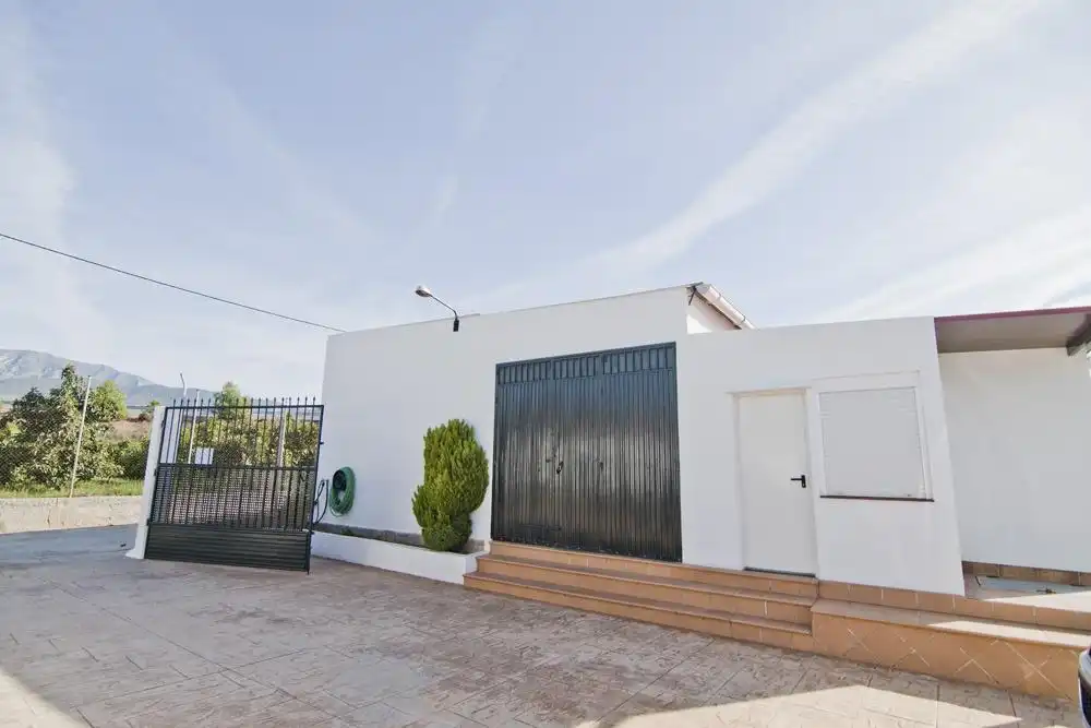 Vista exterior de Residencial en venda en Motril