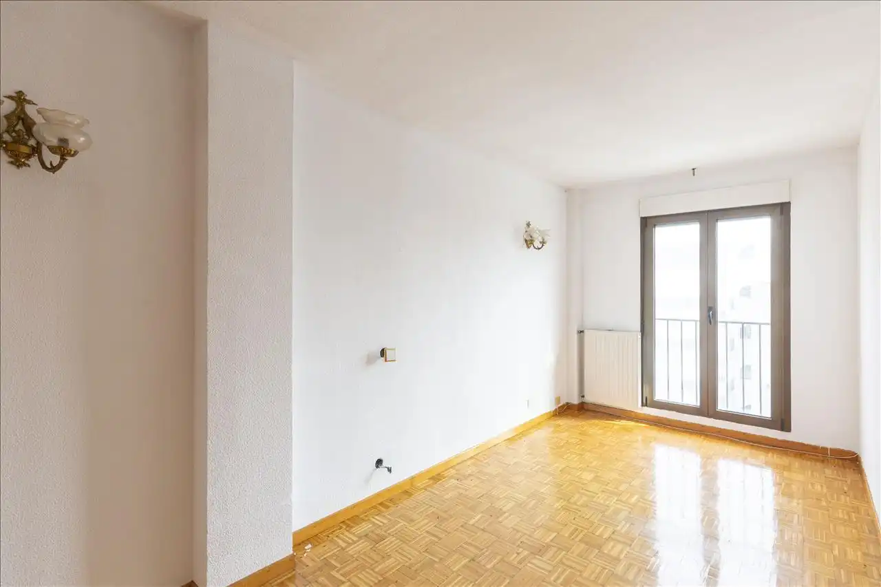 Habitación de Piso en venta en Madrid