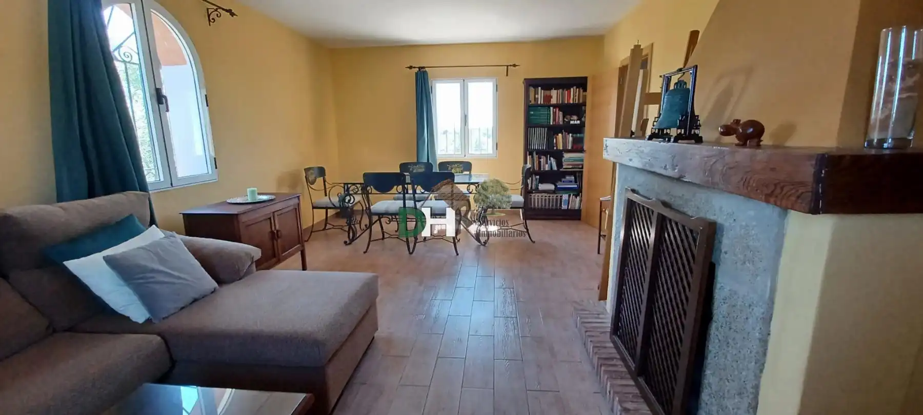 Sala d'estar de Pis en venda en Brozas amb Calefacció, Terrassa i Traster