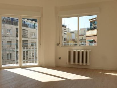 Bedroom of Flat to rent in  Zaragoza Capital  with Heating, Terrace and Balcony