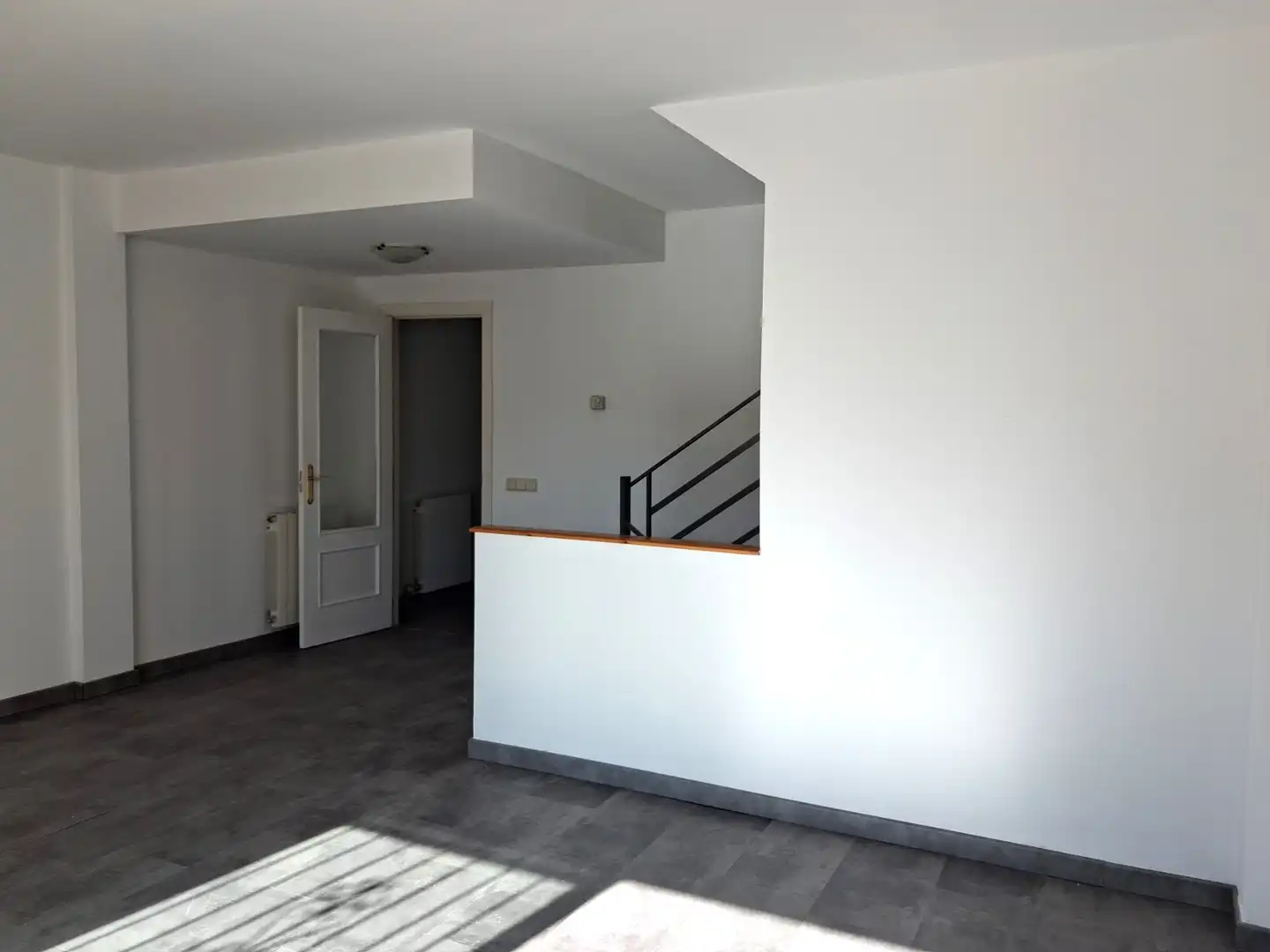 Casa adosada en venta en Osera de Ebro con Calefacción, Parquet y Terraza