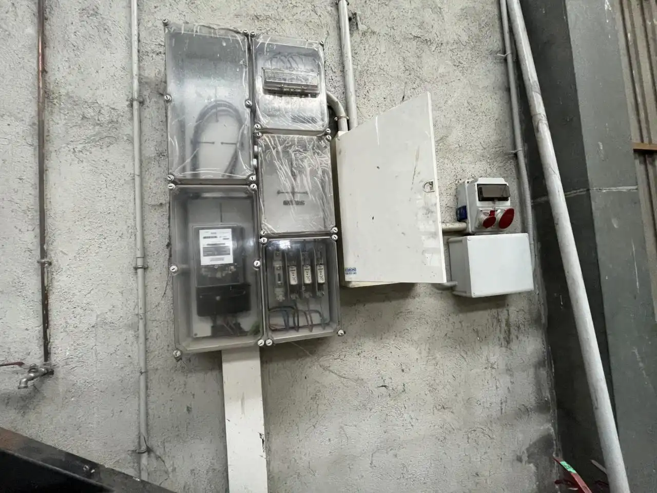 Nau industrial en venda en Riells i Viabrea