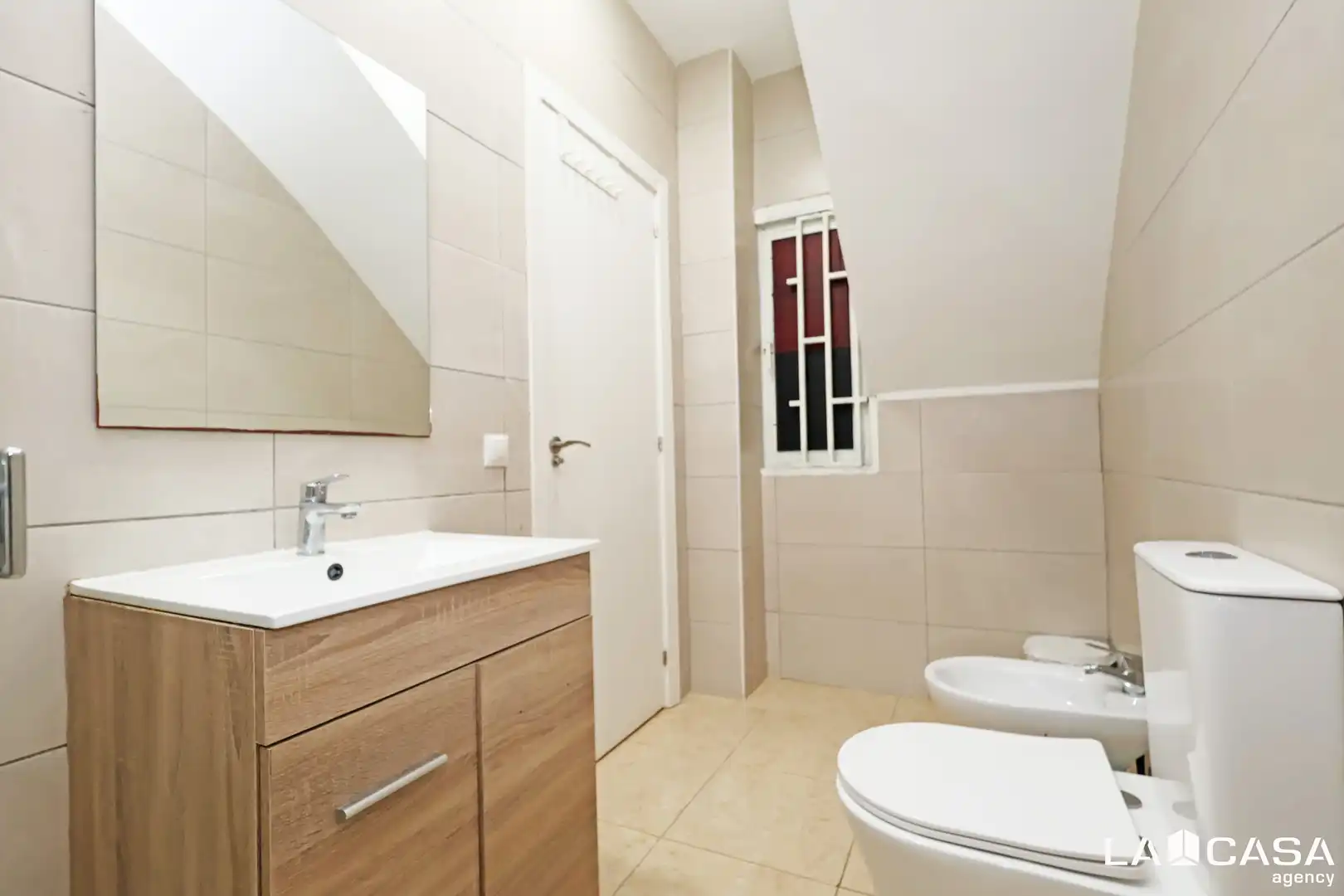 Bajo en venta en Calle GRANER DE, imagen 19