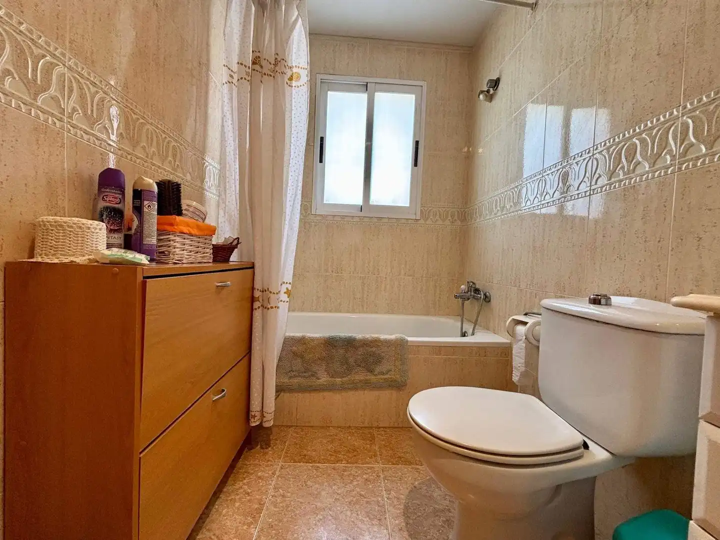 Bathroom of Houses for sale in Daimús  with Private garden, Terrace and Storage room