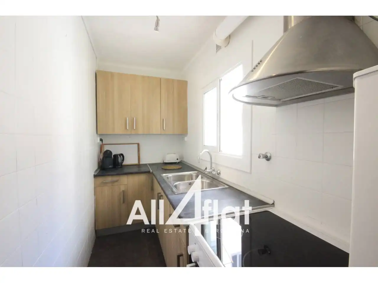 Küche von Wohnung zur Miete in L'Hospitalet de Llobregat mit Klimaanlage, Heizung und Möbliert