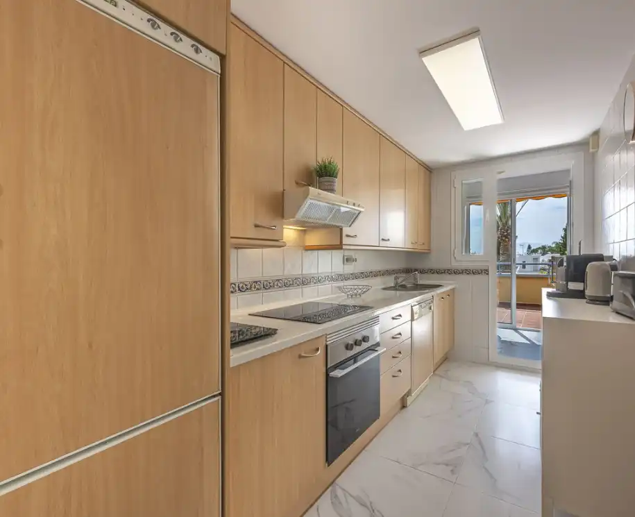 Wohnung mit Terrasse zum Verkauf in Río Real - Los Monteros, imagen 14