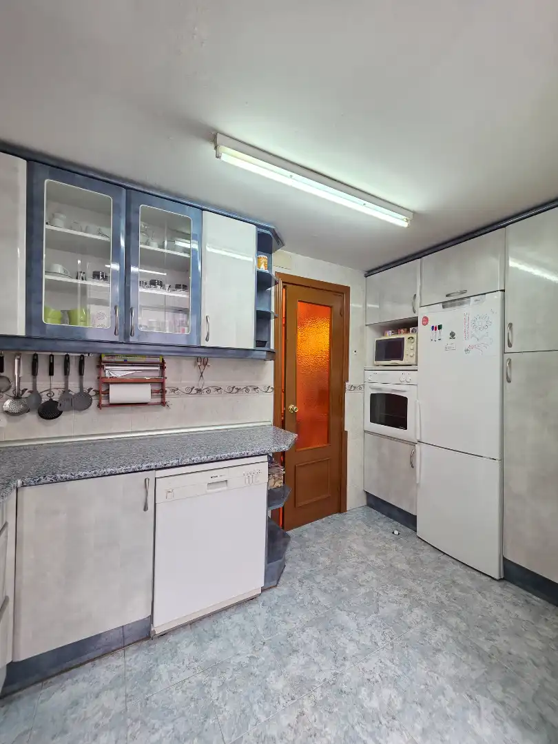 Kitchen of Flat for sale in Zarzaquemada