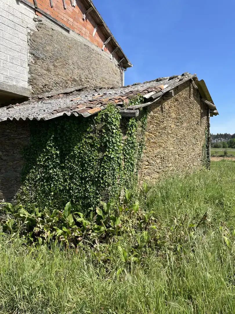Vista exterior de Finca rústica en venda en Oroso, A Coruña