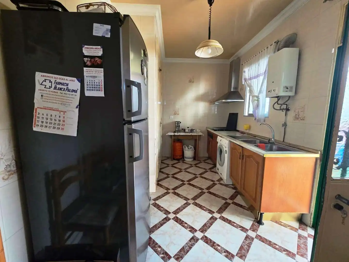 Cocina de Casa o chalet en venta en Bormujos con Aire acondicionado y Terraza