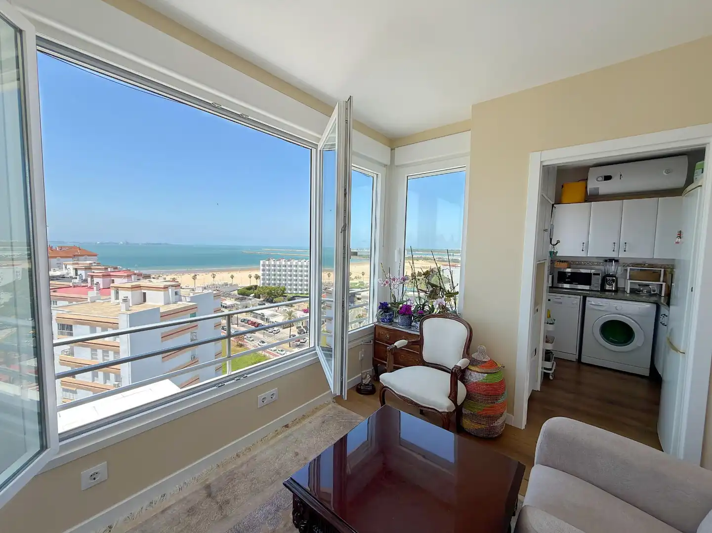 Schlafzimmer von Wohnungen zum Verkauf in El Puerto de Santa María mit Klimaanlage, Privatgarten und Alarm