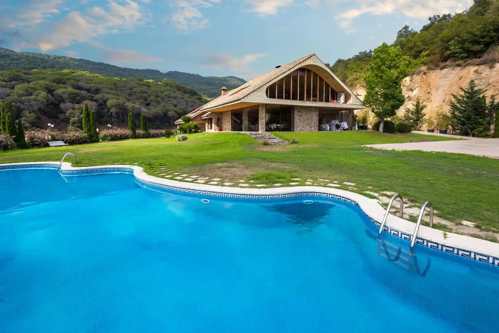 Piscina de Casa o chalet en venta en Sant Andreu de Llavaneres con Aire acondicionado, Calefacción y Jardín privado