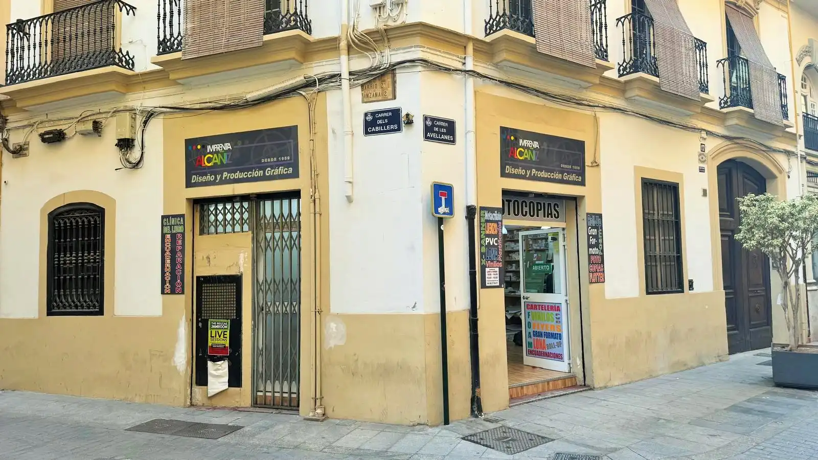 Local en venta en Valencia con Amueblado