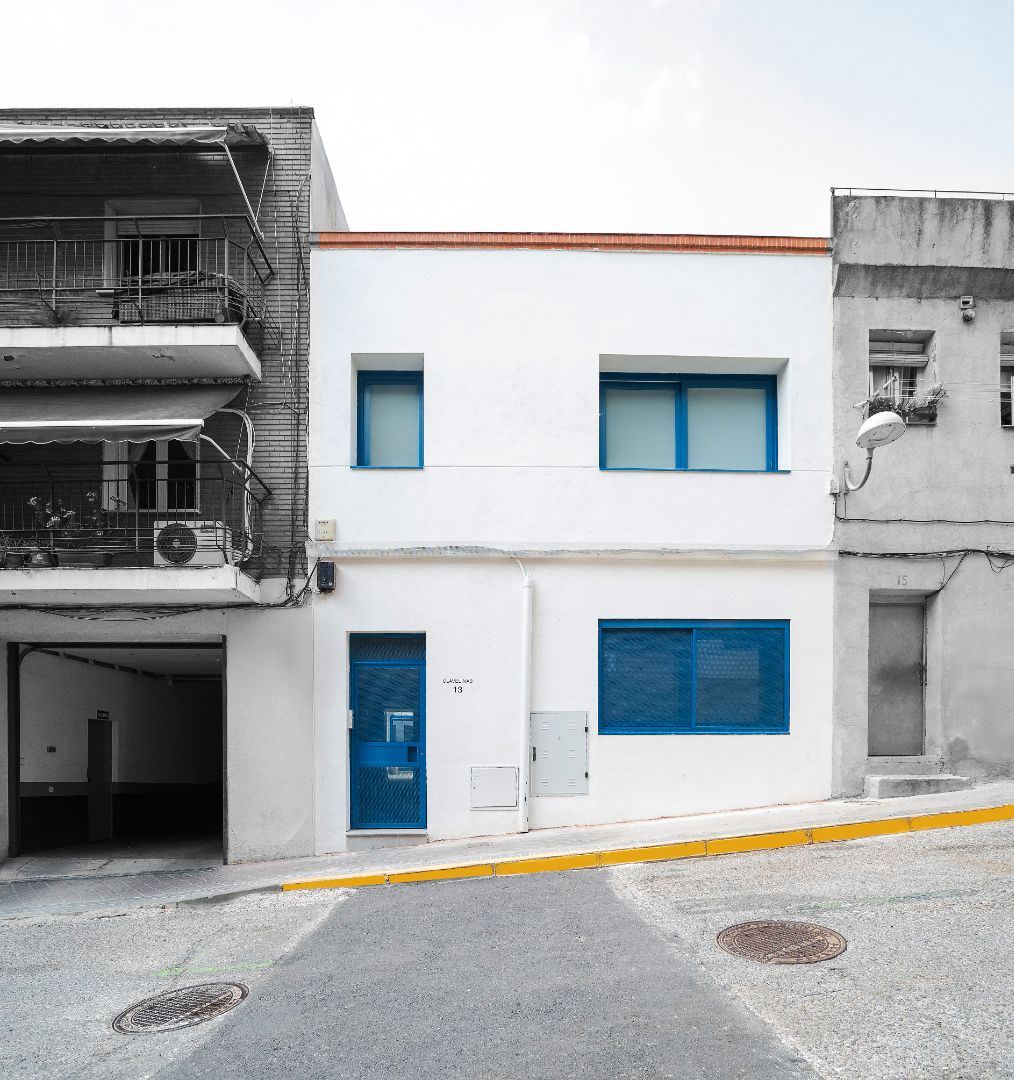 Exterior view of Building for sale in  Madrid Capital