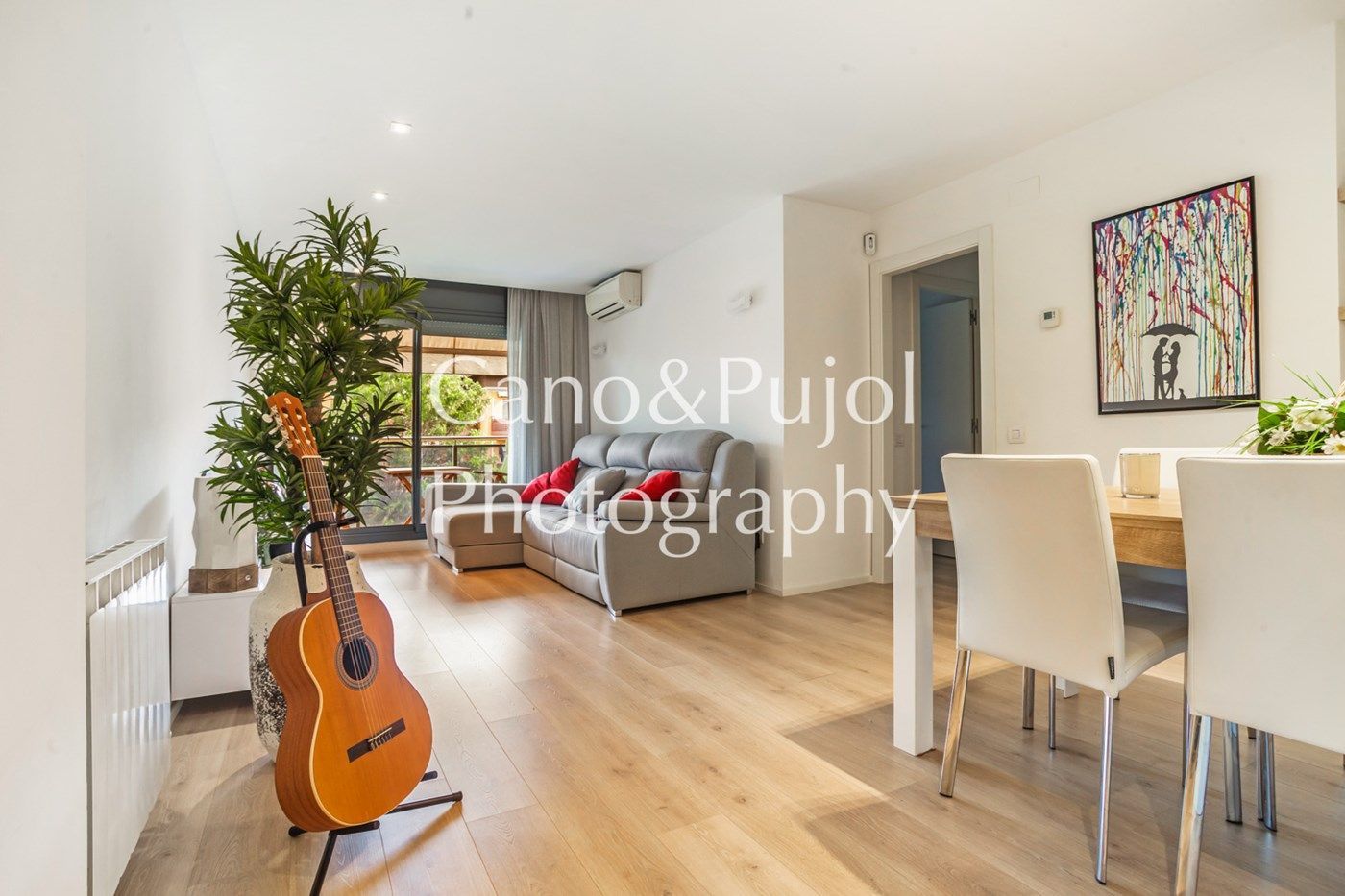 Living room of Flat to rent in Sant Cugat del Vallès  with Air Conditioner, Heating and Terrace