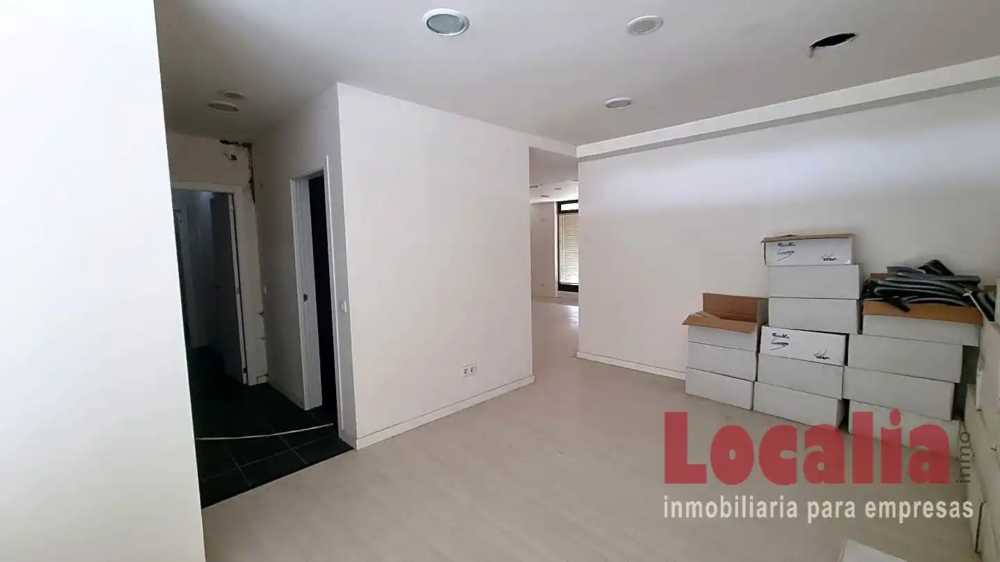 Local en venta en Santa Cruz de Bezana
