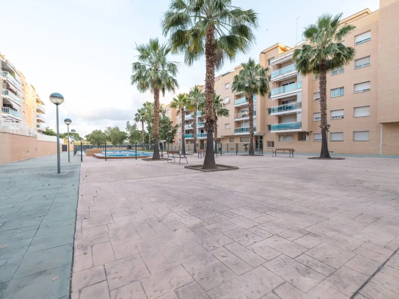Exterior view of Attic for sale in Reus  with Air Conditioner, Heating and Parquet flooring
