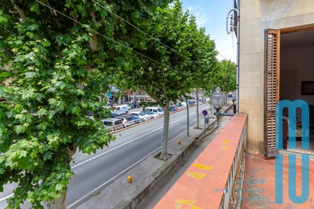 Casa-chalet en Venta en Centre