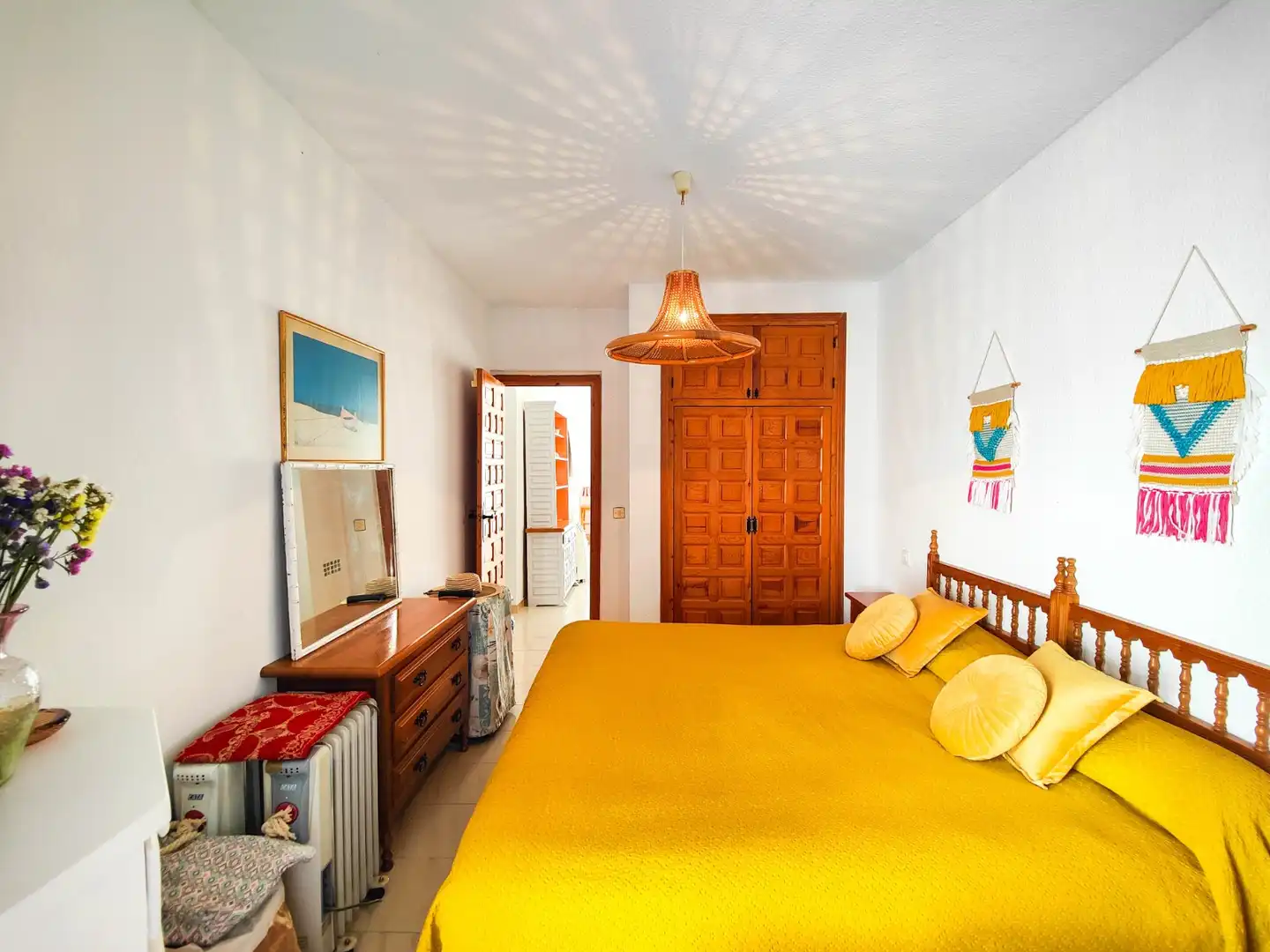Habitación de Casa adosada en venta en Torrevieja con Aire acondicionado, Jardín privado y Terraza