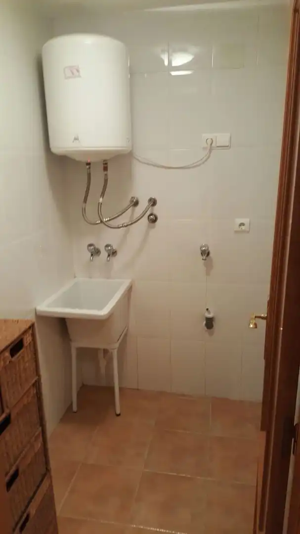Badezimmer von Wohnung zum Verkauf in San Vicente del Raspeig / Sant Vicent del Raspeig mit Möbliert und Ofen
