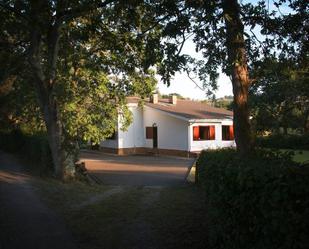 Exterior view of House or chalet for sale in Villaviciosa  with Furnished