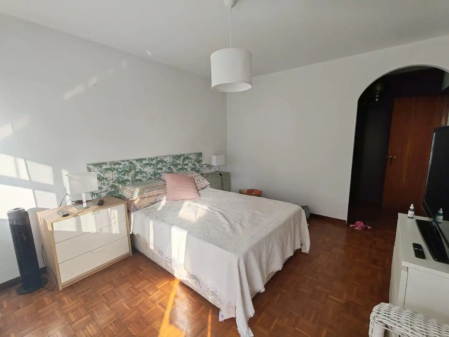 Habitación de Edificio en venta en Boiro