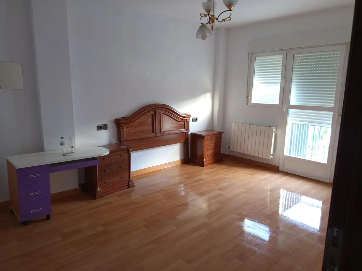 Habitación de Casa adosada en venta en Jaén con Calefacción y Terraza