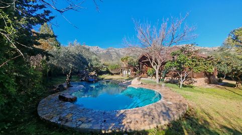 🌳 Finca con Amplia Parcela y Vistas a la Montaña en Ojén: Privacidad y Naturaleza