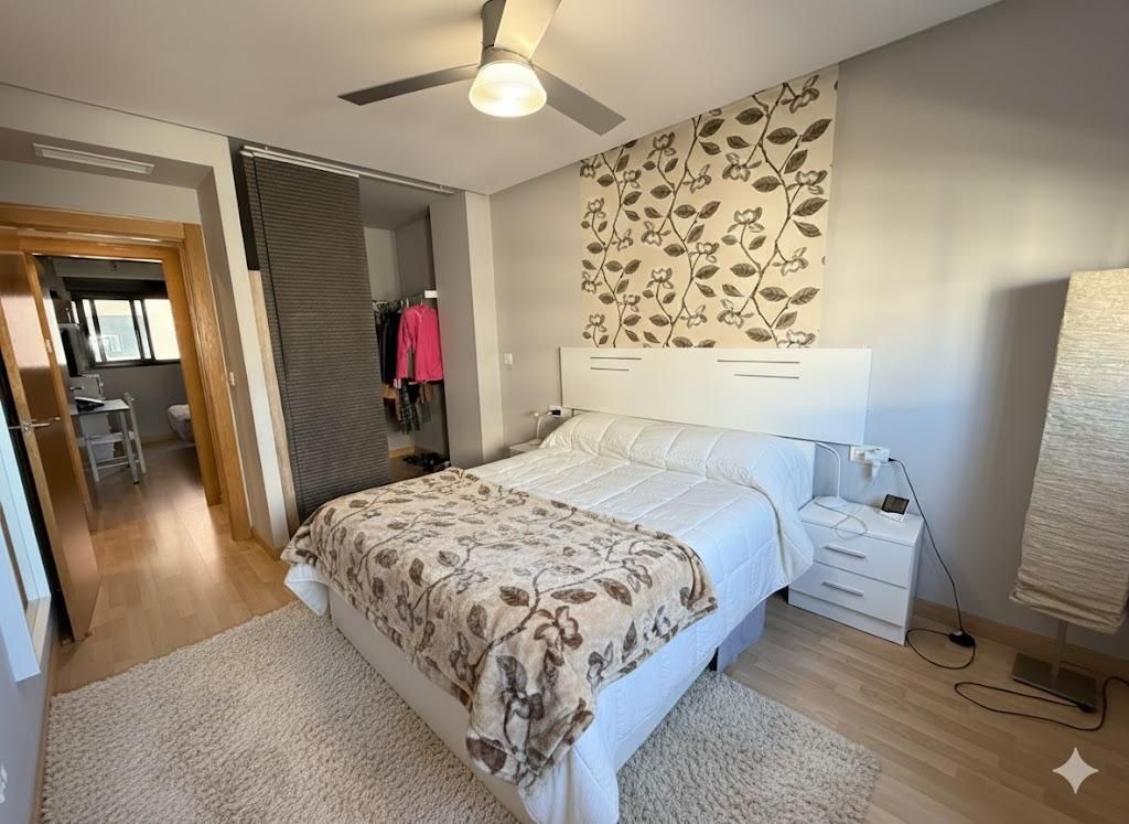 Bedroom of Flat for sale in Crevillent  with Terrace and Community pool