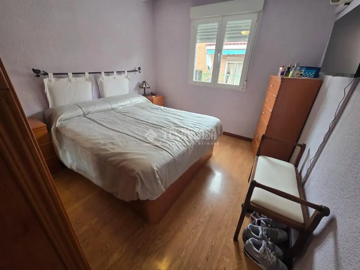 Habitación de Piso en venta en Alcorcón con Aire acondicionado, Terraza y Amueblado