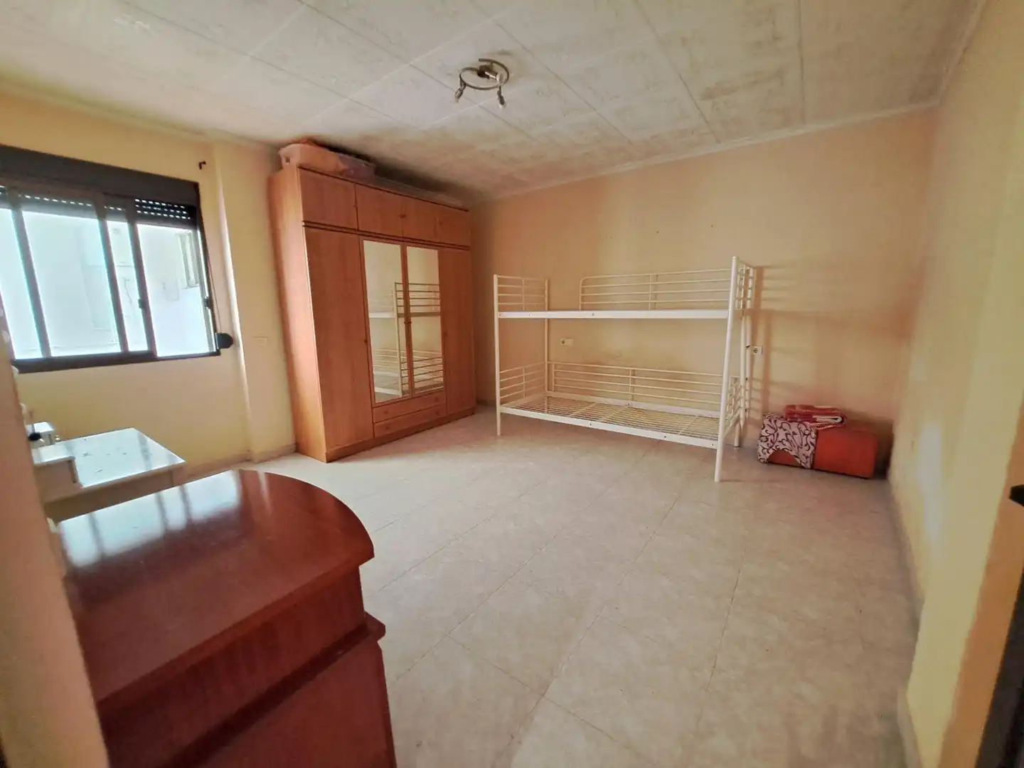 Dormitori de Casa o xalet en venda en Carcaixent amb Aire condicionat i Terrassa