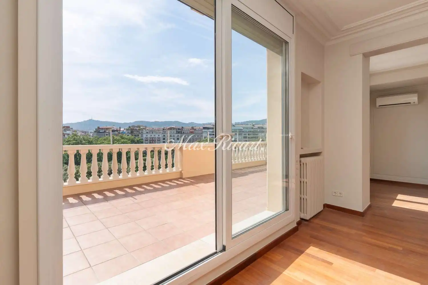 Terraza de Ático de alquiler en Barcelona con Aire acondicionado, Calefacción y Terraza