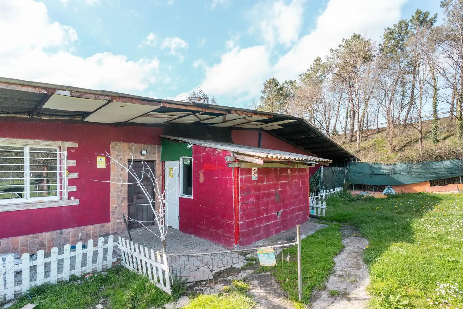 Exterior view of Houses for sale in Siero