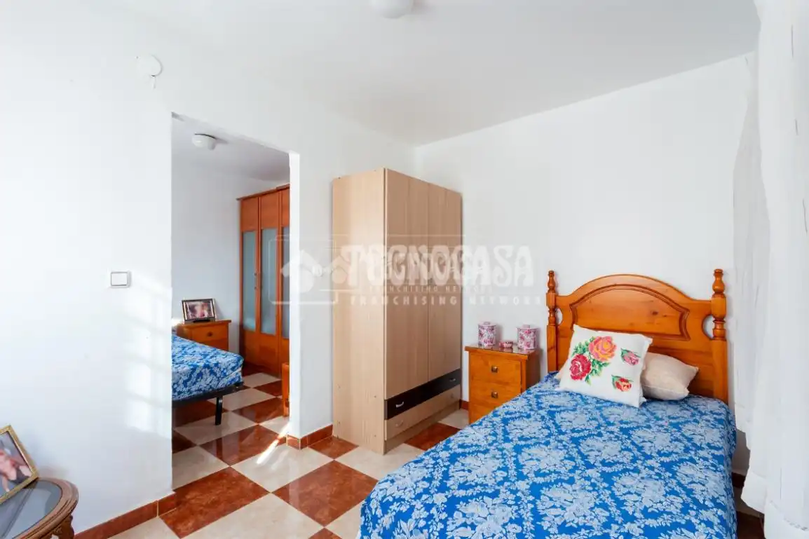 Dormitori de Casa o xalet en venda en Vélez-Málaga amb Terrassa i Balcó