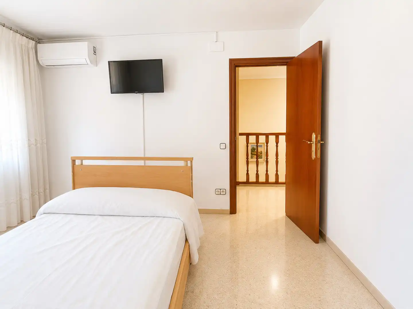 Casa pareada con terraza en venta en Santa Perpètua de Mogoda, imagen 15