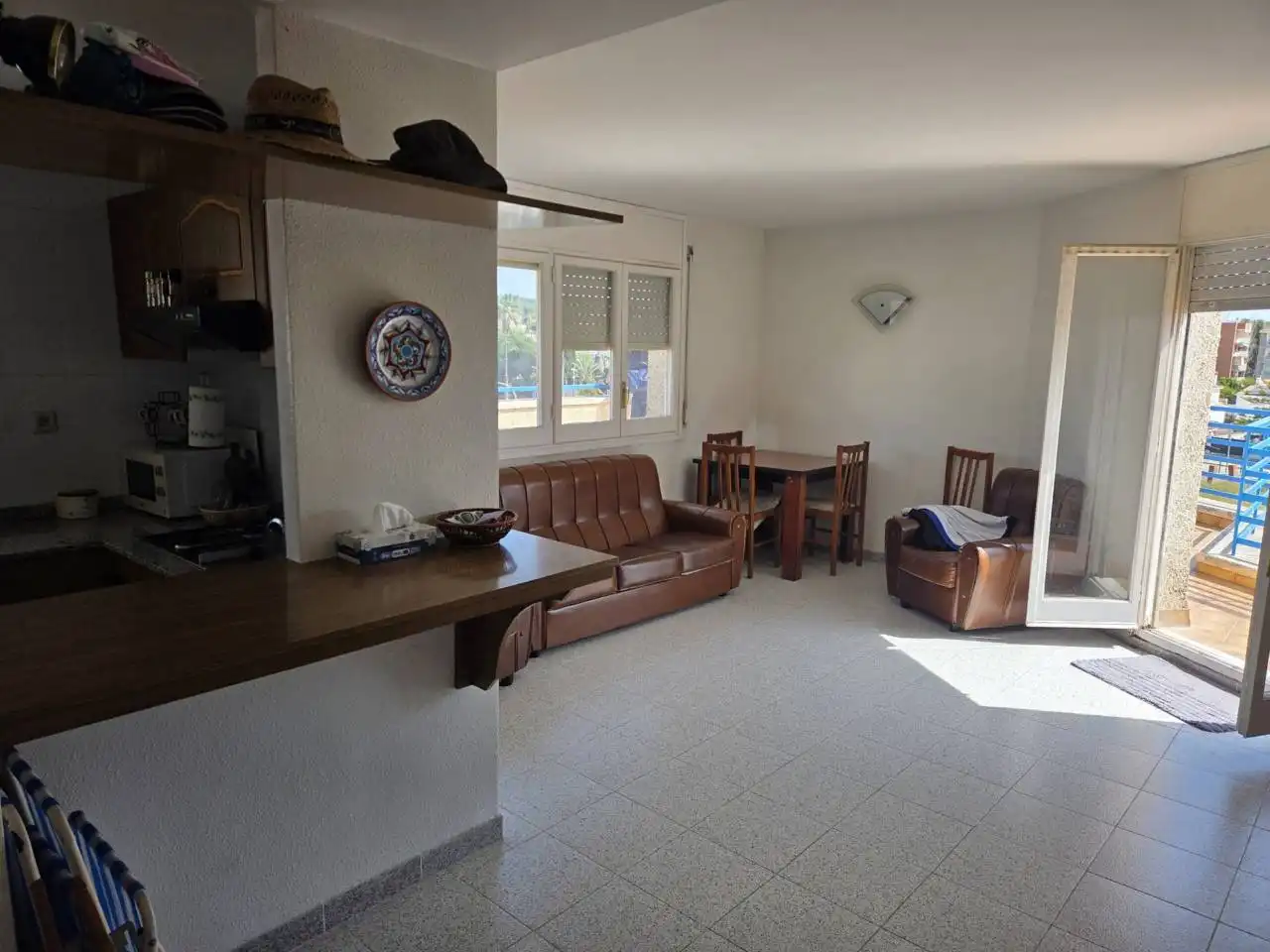 Sala d'estar de Àtic en venda en Cunit amb Terrassa, Moblat i Balcó