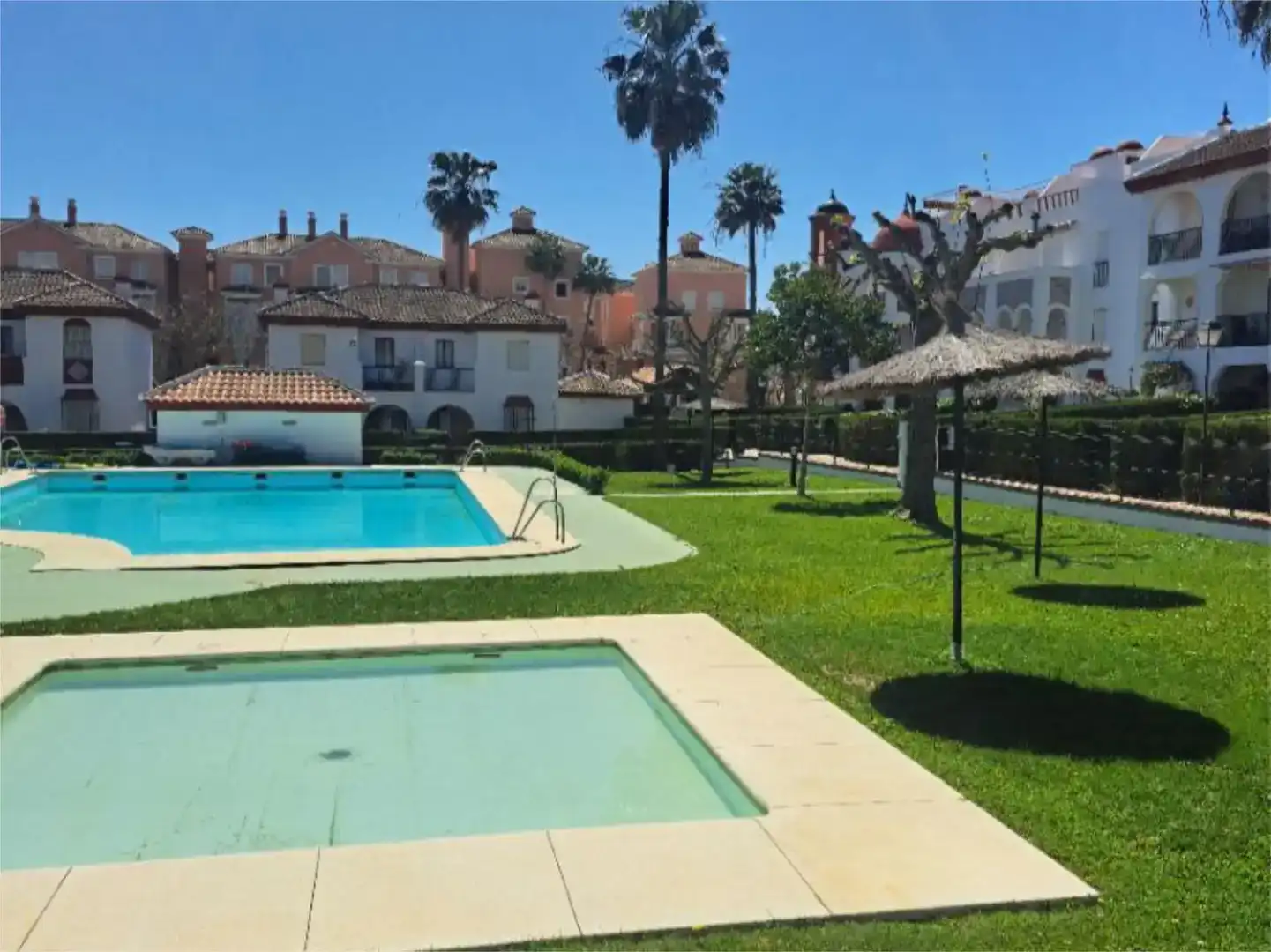 Jardí de Apartament en venda en Islantilla amb Piscina i Balcó