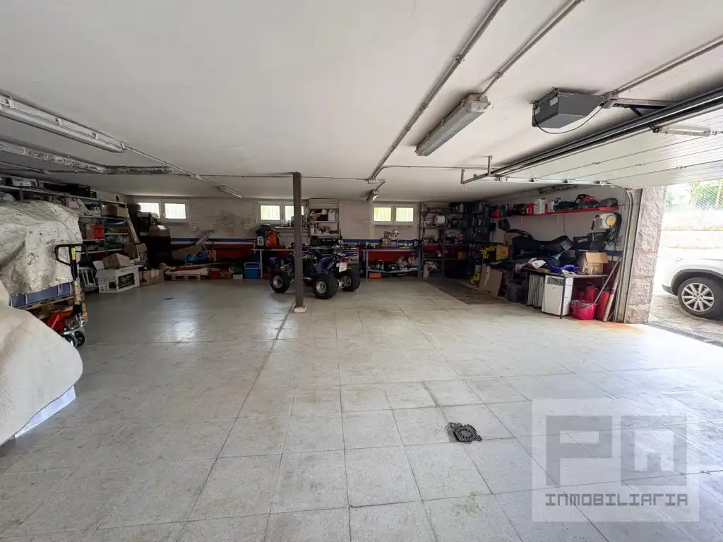 Parkplatz von Haus oder Chalet zum Verkauf in Las Navas del Marqués  mit Ofen, Waschmaschine und Mikrowelle