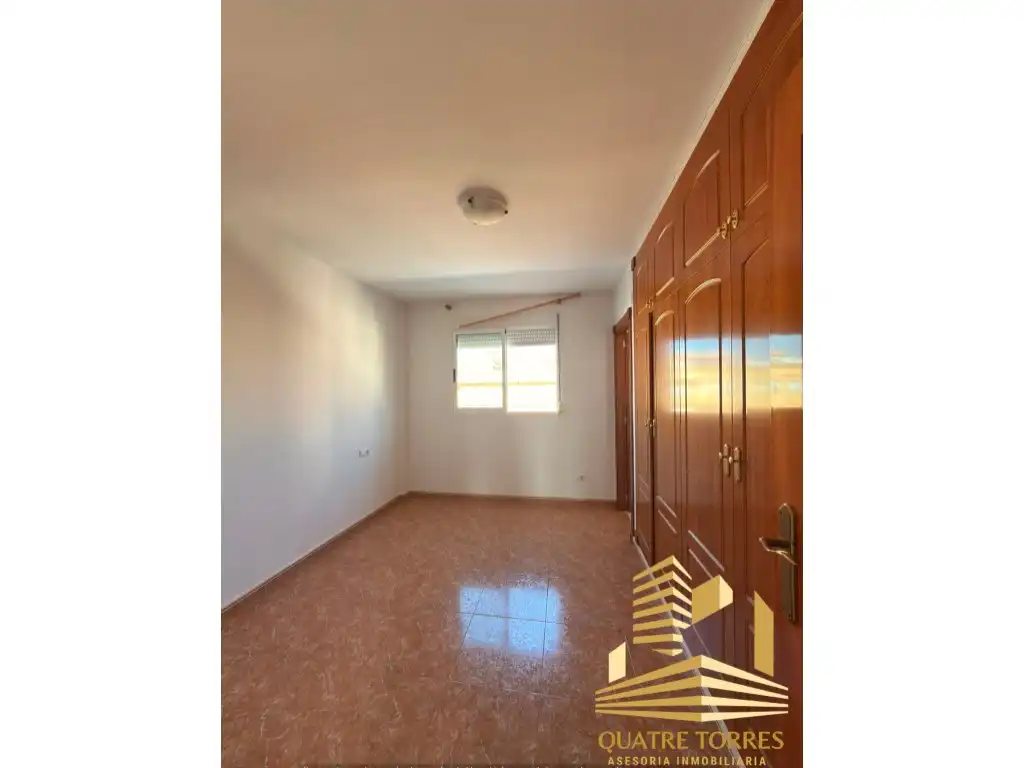 Bedroom of Houses for sale in Beniparrell