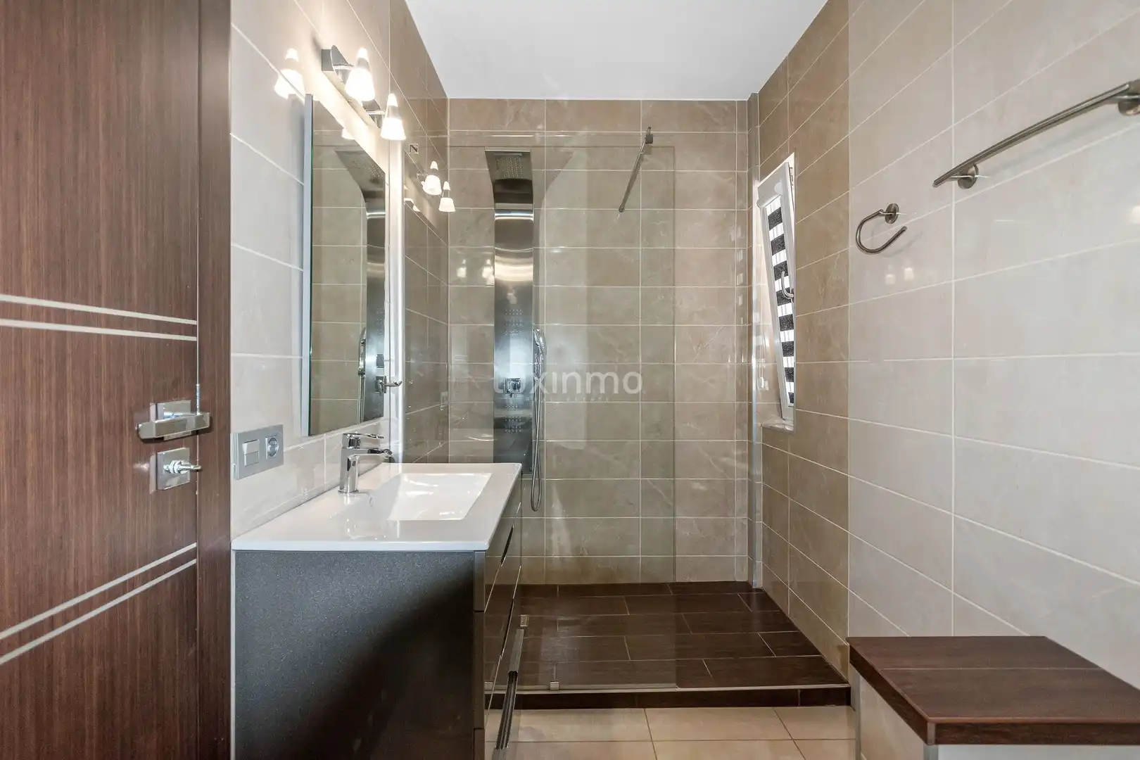 Bathroom of Houses for sale in L'Alfàs del Pi  with Air Conditioner, Heating and Terrace
