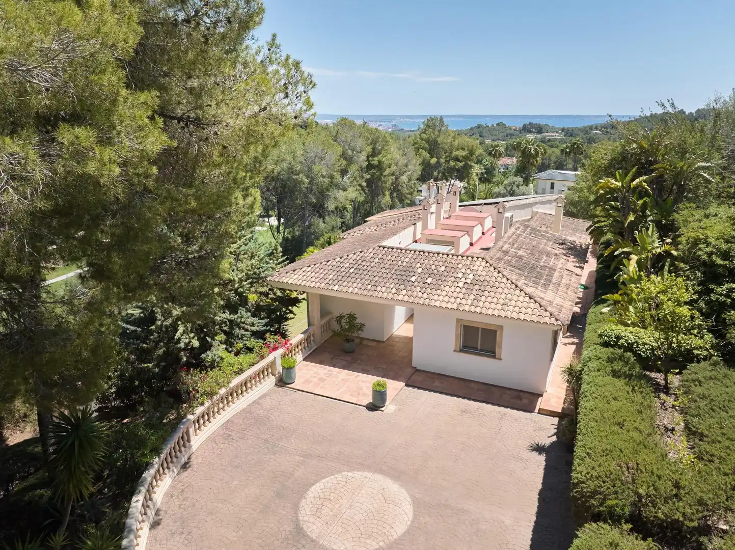 Vista exterior de Casa o xalet en venda en  Palma de Mallorca amb Aire condicionat, Jardí privat i Parquet