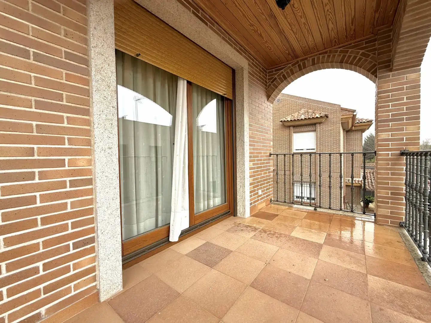 Terrassa de Casa o xalet en venda en Alcalá de Henares amb Aire condicionat, Calefacció i Jardí privat