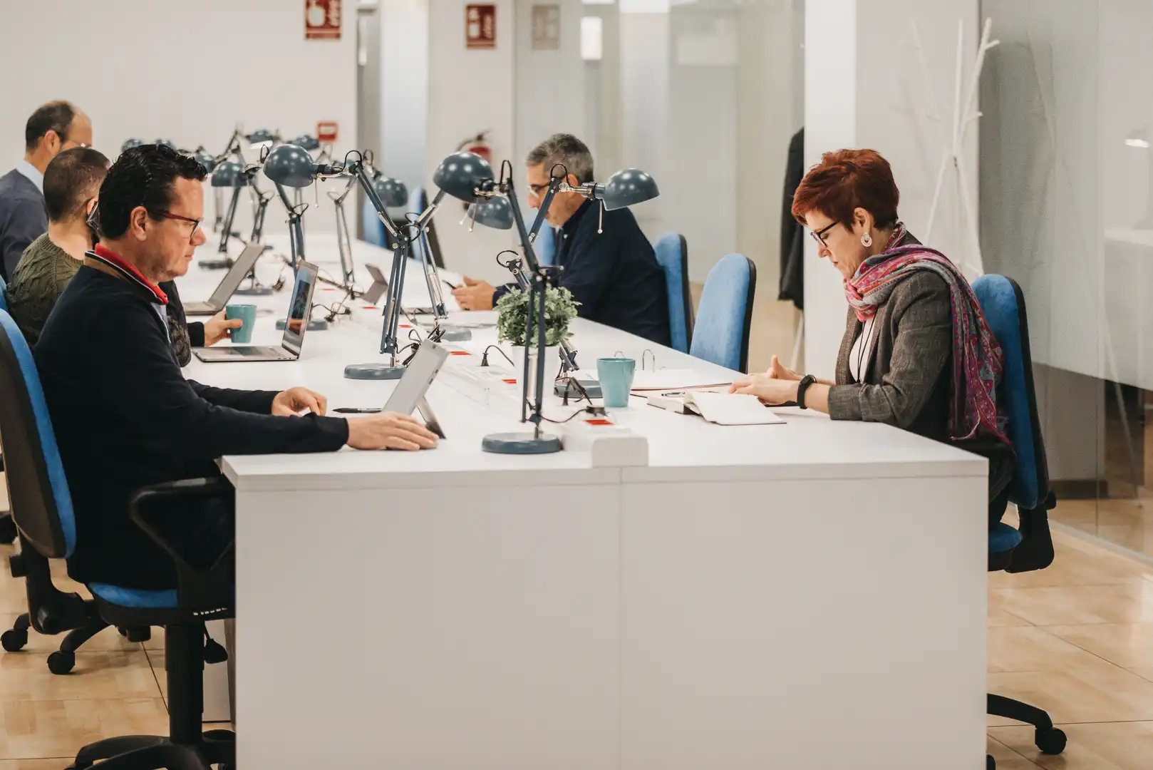 Büro zur Miete in Roquetas de Mar mit Klimaanlage und Möbliert
