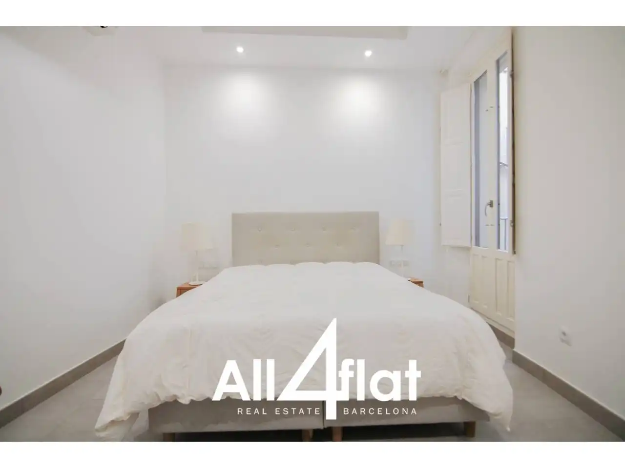 Flat with terrace for sale in Calle Nou de la Rambla, imagen 24