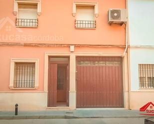 Vista exterior de Casa o xalet en venda en Posadas amb Aire condicionat, Calefacció i Parquet