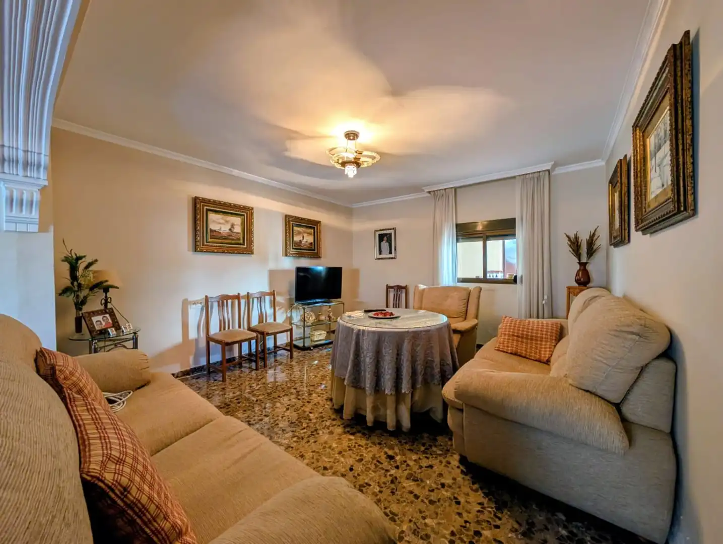 Sala d'estar de Casa o xalet en venda en Loja amb Terrassa i Traster