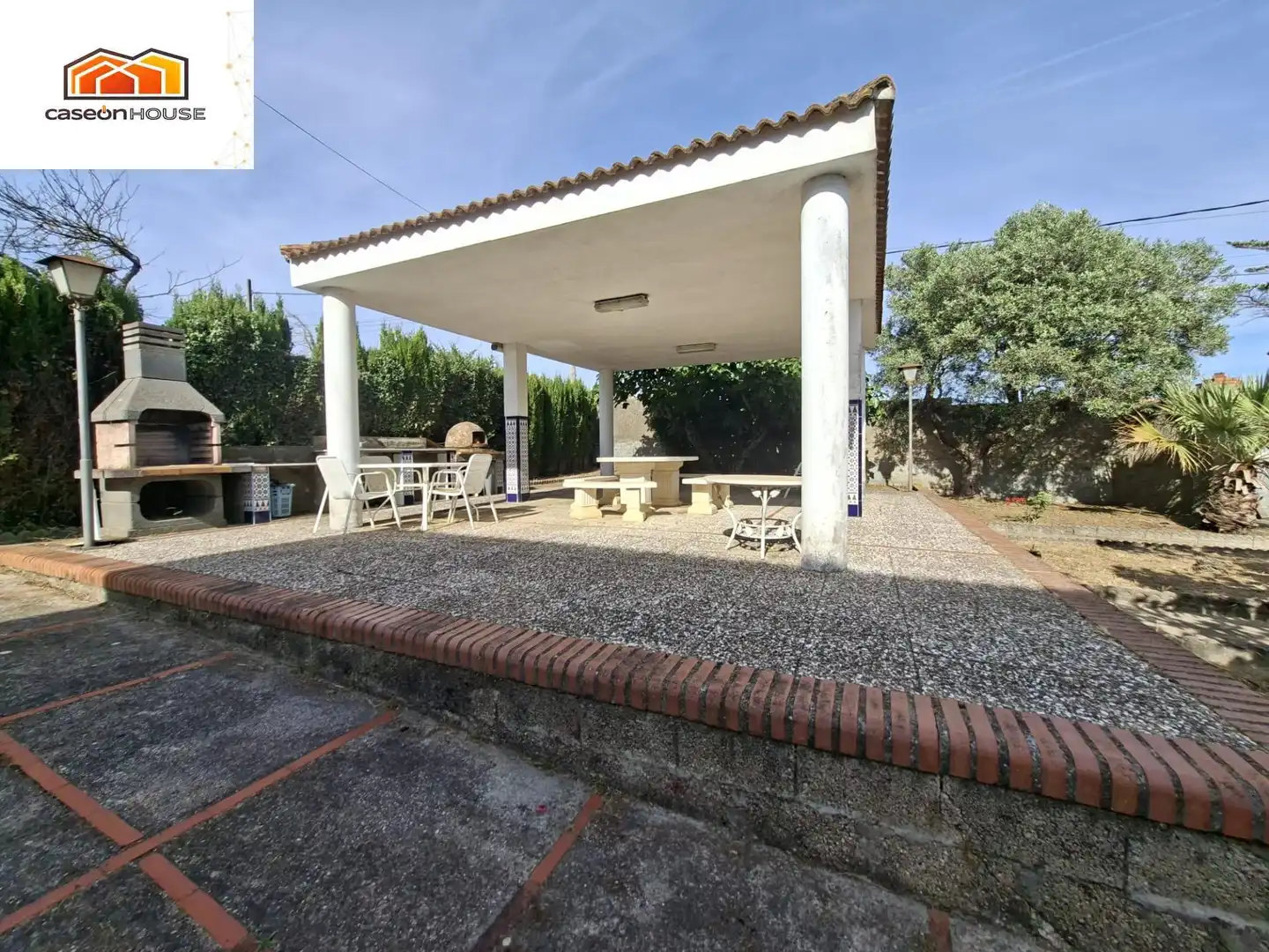 Jardín de Casa o chalet en venta en Chiclana de la Frontera con Terraza y Piscina comunitaria
